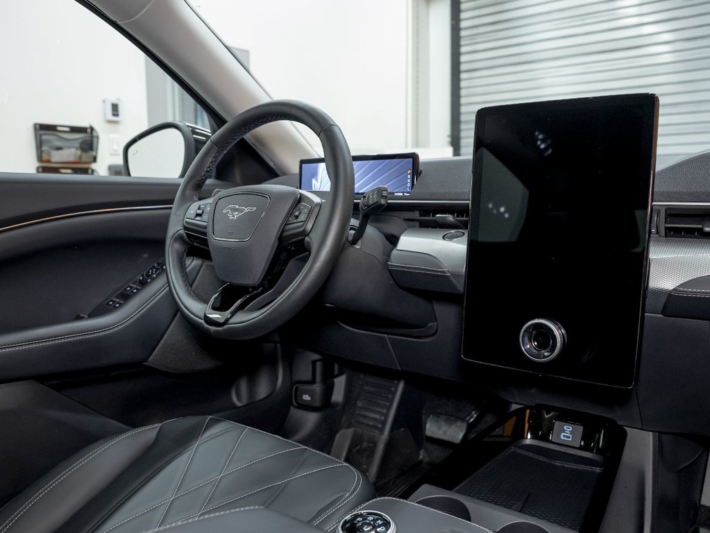 2023 Ford Mustang Mach-E in St-Jérôme, Quebec - 28 - w1024h768px