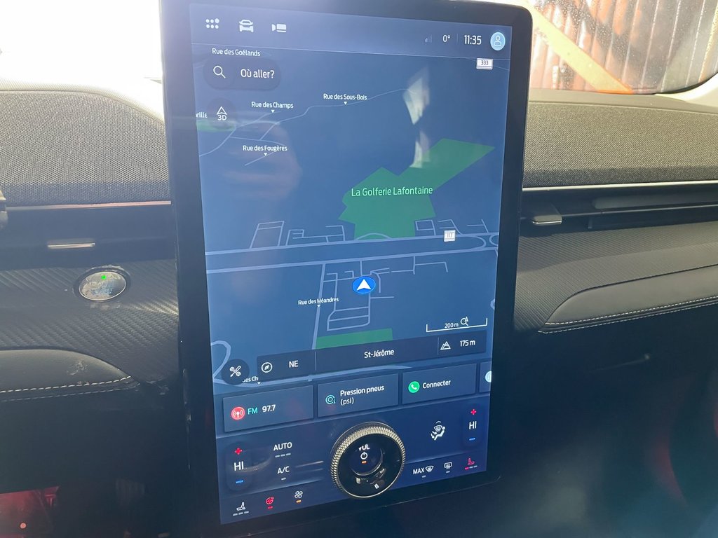 2023 Ford Mustang Mach-E in St-Jérôme, Quebec - 4 - w1024h768px