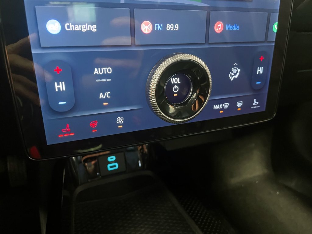 Ford Mustang Mach-E  2024 à St-Jérôme, Québec - 13 - w1024h768px