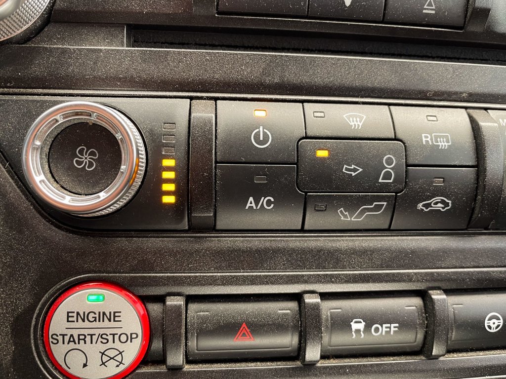 2017 Ford Mustang in St-Jérôme, Quebec - 14 - w1024h768px