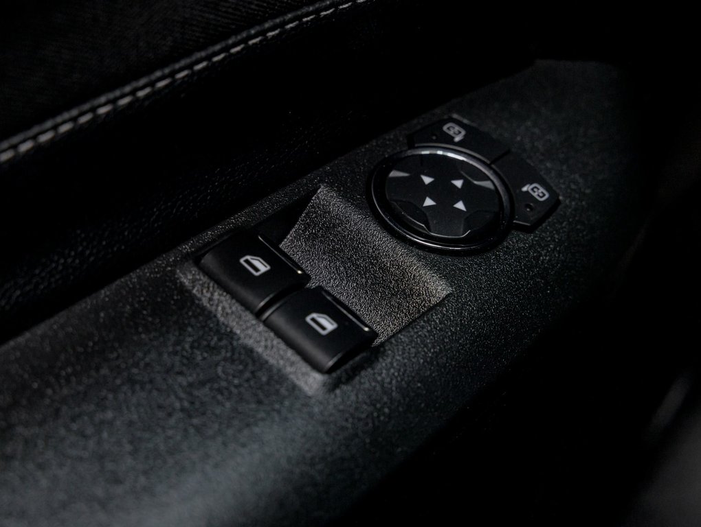 2017 Ford Mustang in St-Jérôme, Quebec - 22 - w1024h768px