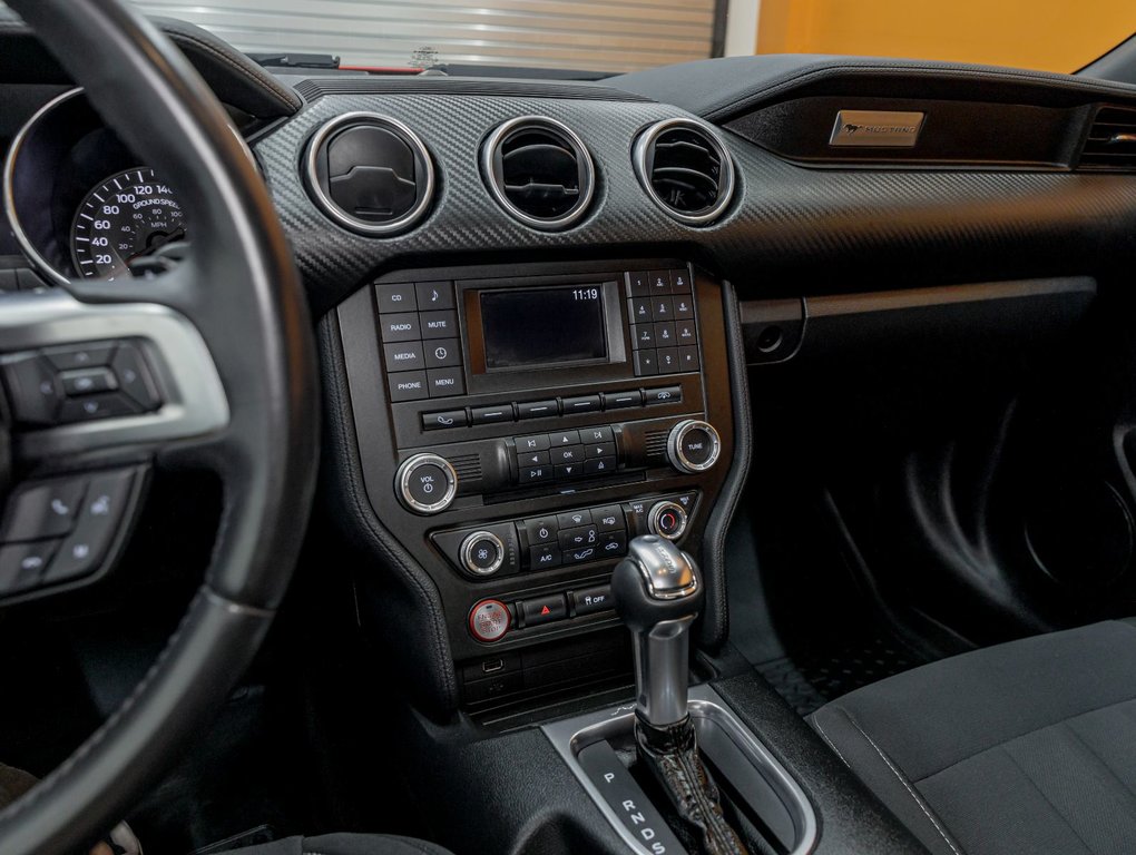 2018 Ford Mustang in St-Jérôme, Quebec - 21 - w1024h768px