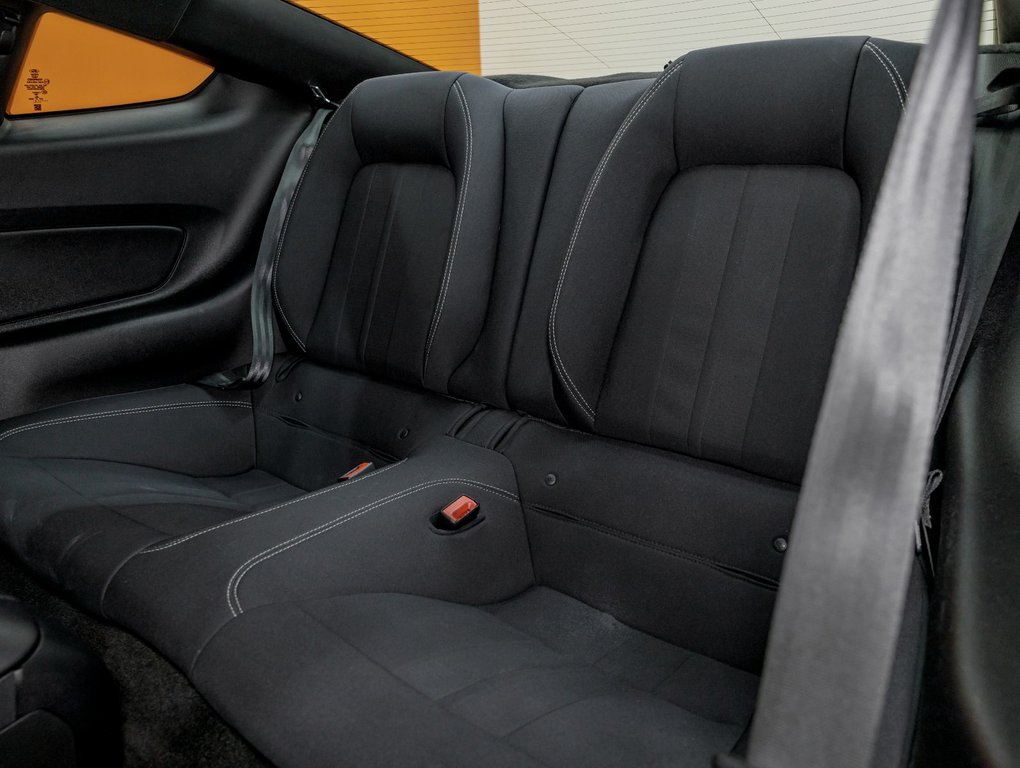 2018 Ford Mustang in St-Jérôme, Quebec - 23 - w1024h768px
