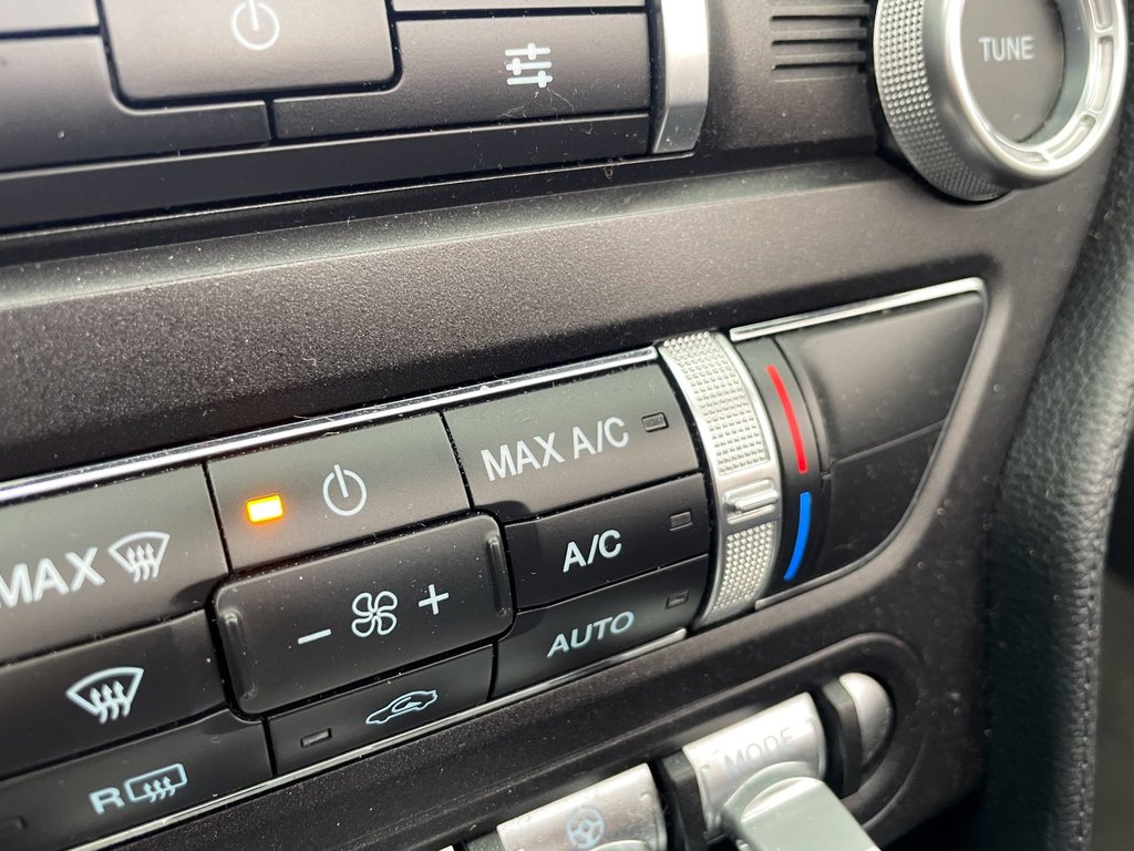 2022 Ford Mustang in St-Jérôme, Quebec - 13 - w1024h768px