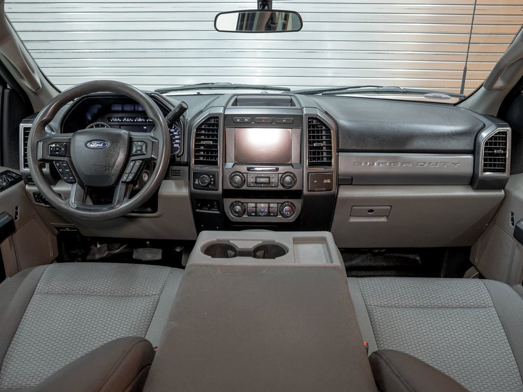 2022 Ford Super Duty F-250 SRW in St-Jérôme, Quebec - 10 - w1024h768px