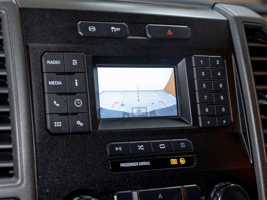 Ford Super Duty F-350 DRW  2021 à St-Jérôme, Québec - 17 - w1024h768px