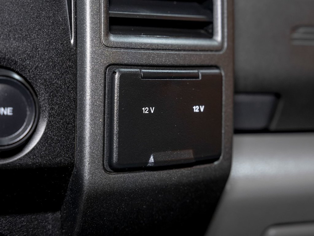 Ford Super Duty F-350 DRW  2021 à St-Jérôme, Québec - 23 - w1024h768px