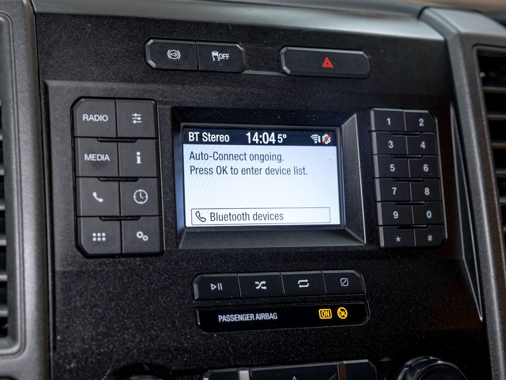 Ford Super Duty F-350 DRW  2021 à St-Jérôme, Québec - 16 - w1024h768px