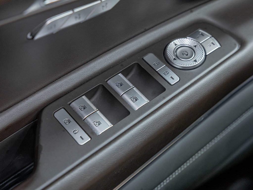 2021 GENESIS GV80 in St-Jérôme, Quebec - 25 - w1024h768px