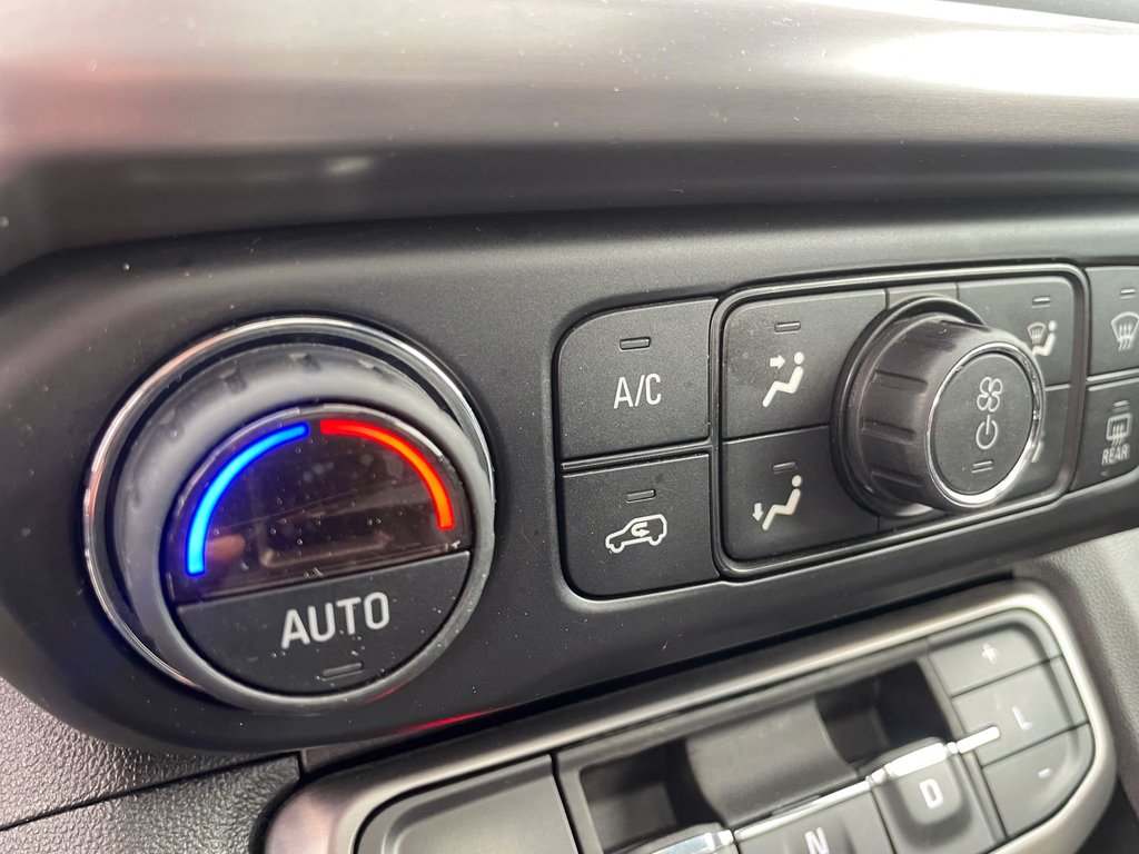 2021 GMC Acadia in St-Jérôme, Quebec - 18 - w1024h768px