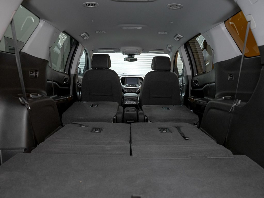 2023 GMC Acadia in St-Jérôme, Quebec - 34 - w1024h768px
