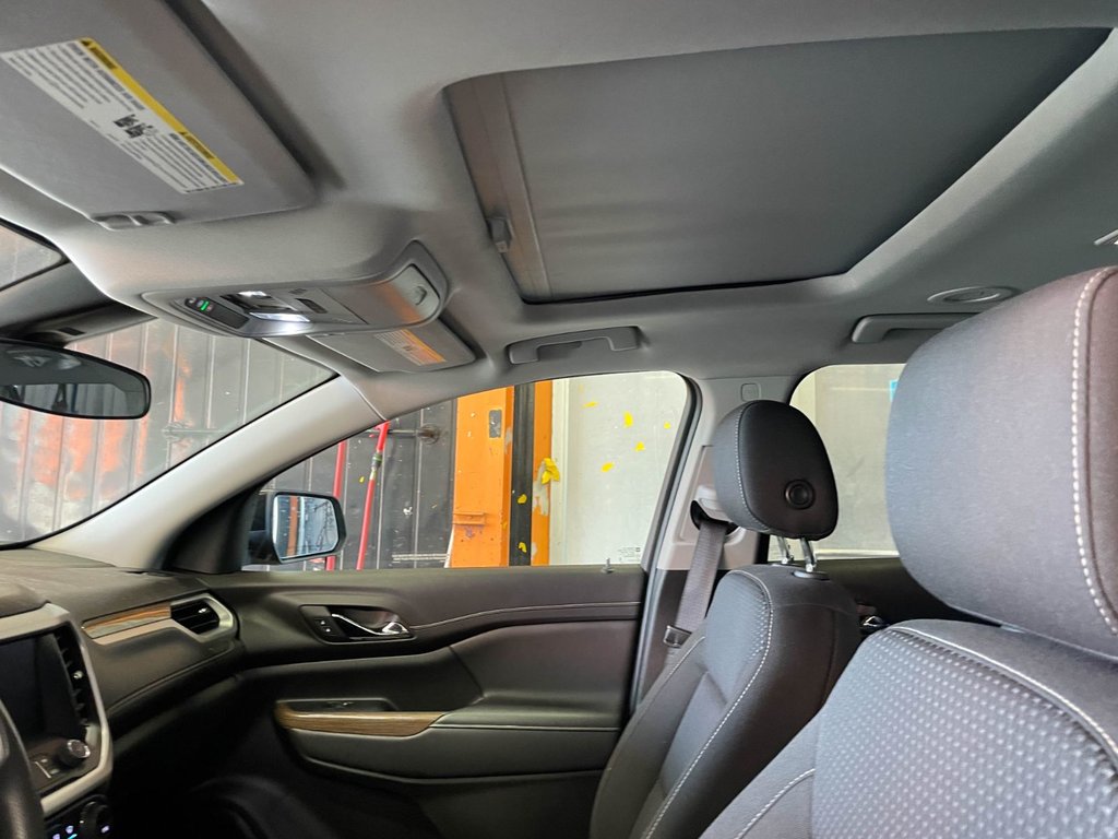 2023 GMC Acadia in St-Jérôme, Quebec - 3 - w1024h768px