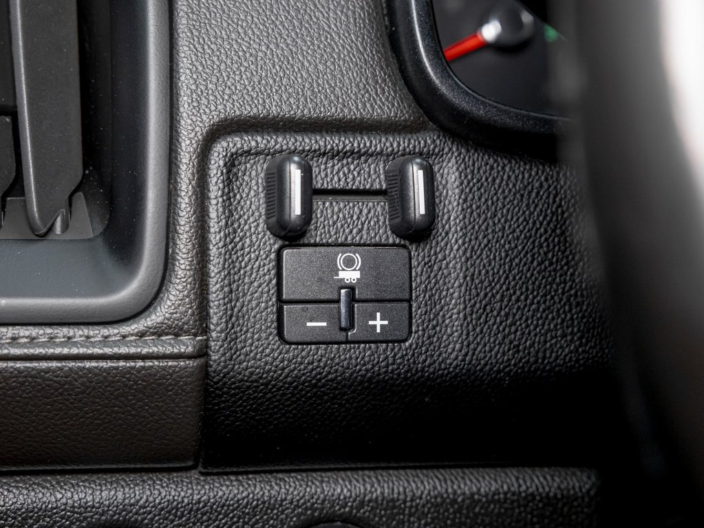 2018 GMC Canyon in St-Jérôme, Quebec - 23 - w1024h768px