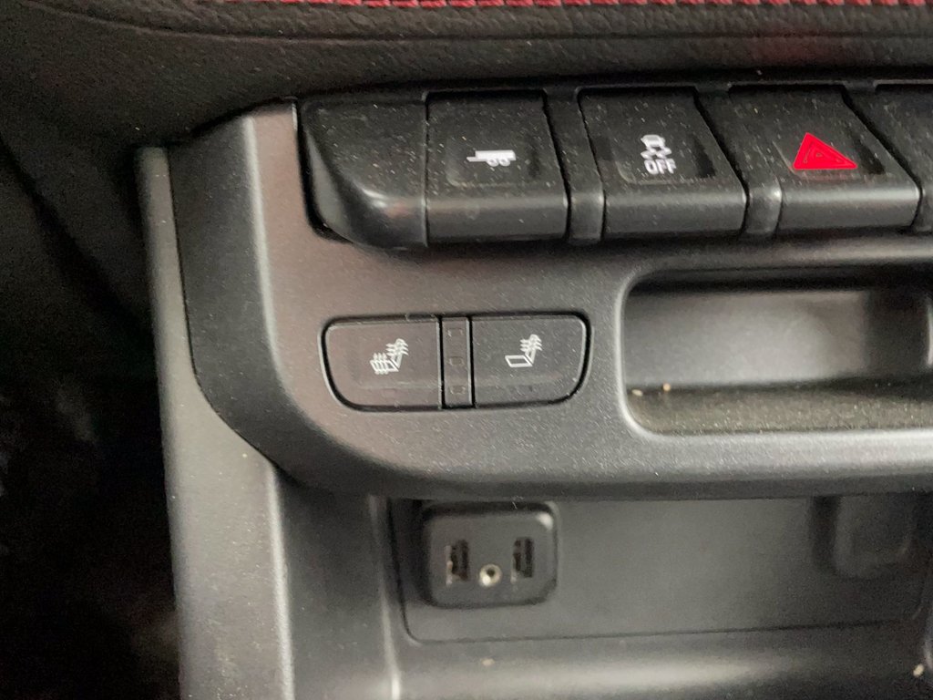 2020 GMC Canyon in St-Jérôme, Quebec - 16 - w1024h768px