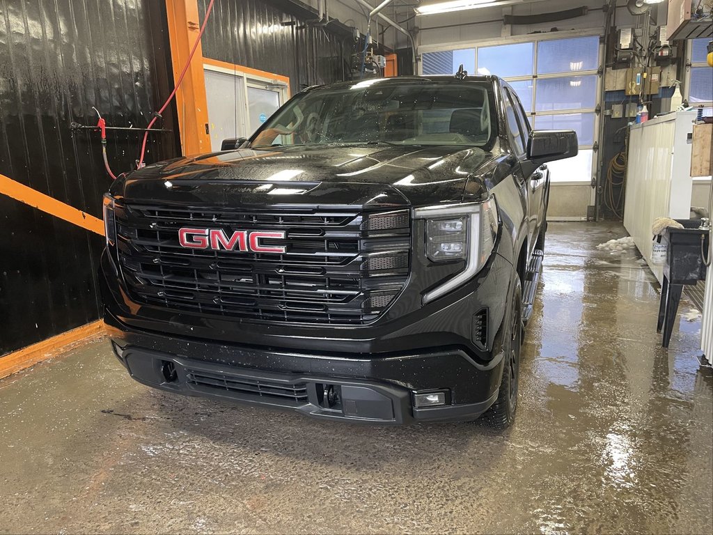 2023 GMC Sierra 1500 in St-Jérôme, Quebec - 1 - w1024h768px