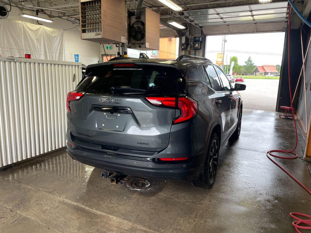 GMC Terrain  2021 à St-Jérôme, Québec - 9 - w1024h768px