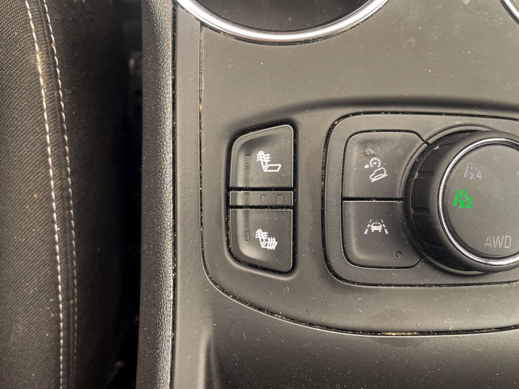 2022 GMC Terrain in St-Jérôme, Quebec - 12 - w1024h768px