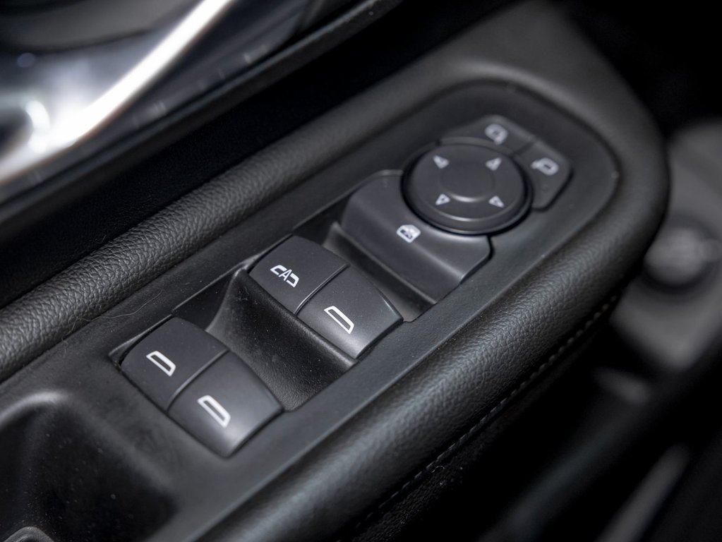 2022 GMC Terrain in St-Jérôme, Quebec - 27 - w1024h768px