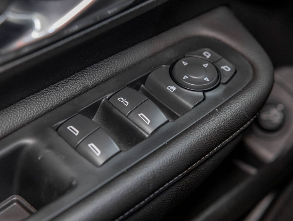 2022 GMC Terrain in St-Jérôme, Quebec - 25 - w1024h768px