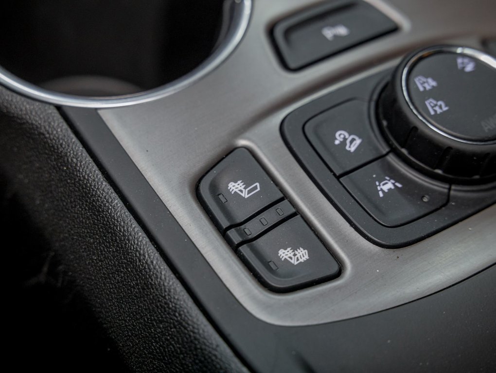 2023 GMC Terrain in St-Jérôme, Quebec - 23 - w1024h768px
