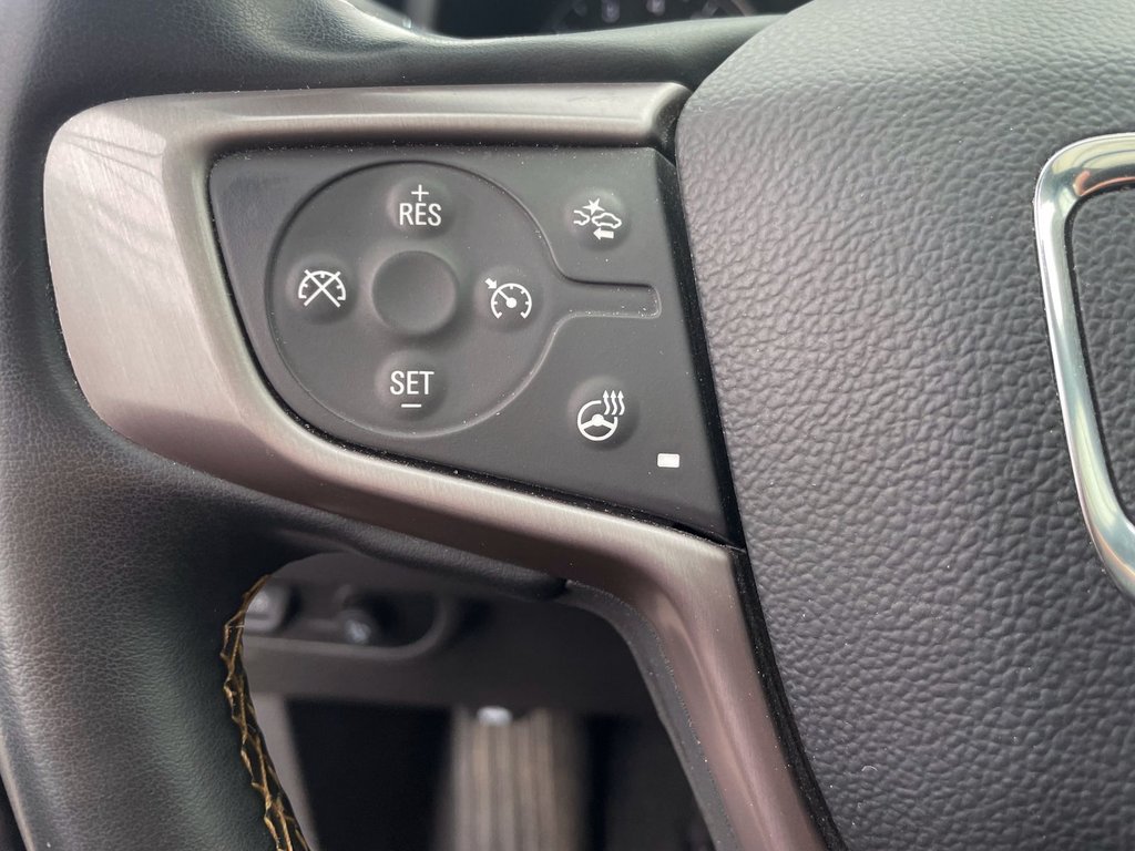 2023 GMC Terrain in St-Jérôme, Quebec - 16 - w1024h768px