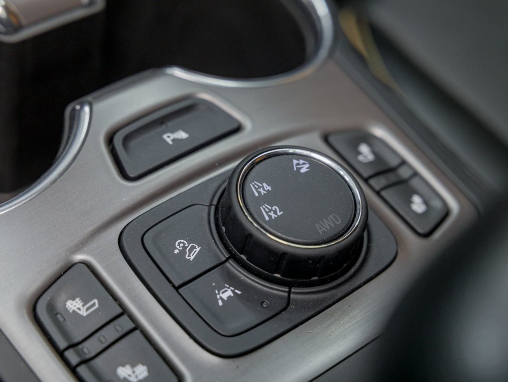 2023 GMC Terrain in St-Jérôme, Quebec - 24 - w1024h768px