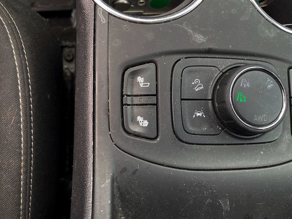 2023 GMC Terrain in St-Jérôme, Quebec - 13 - w1024h768px