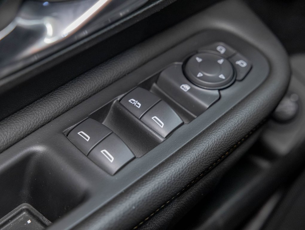2023 GMC Terrain in St-Jérôme, Quebec - 26 - w1024h768px