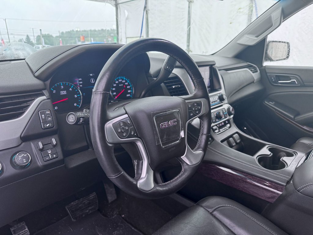 2017 GMC Yukon in St-Jérôme, Quebec - 4 - w1024h768px