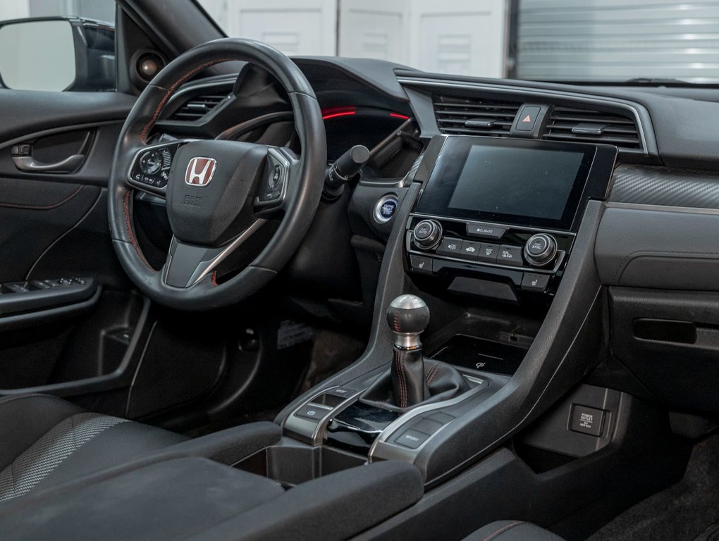 2017 Honda Civic in St-Jérôme, Quebec - 28 - w1024h768px
