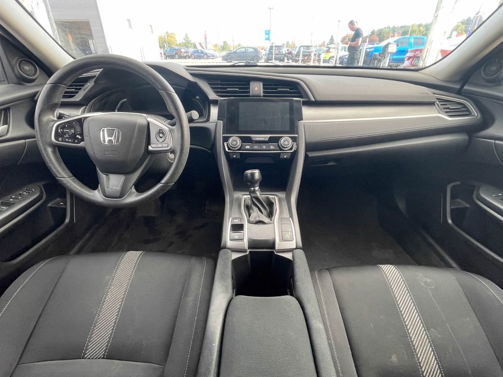 2017 Honda Civic in St-Jérôme, Quebec - 10 - w1024h768px