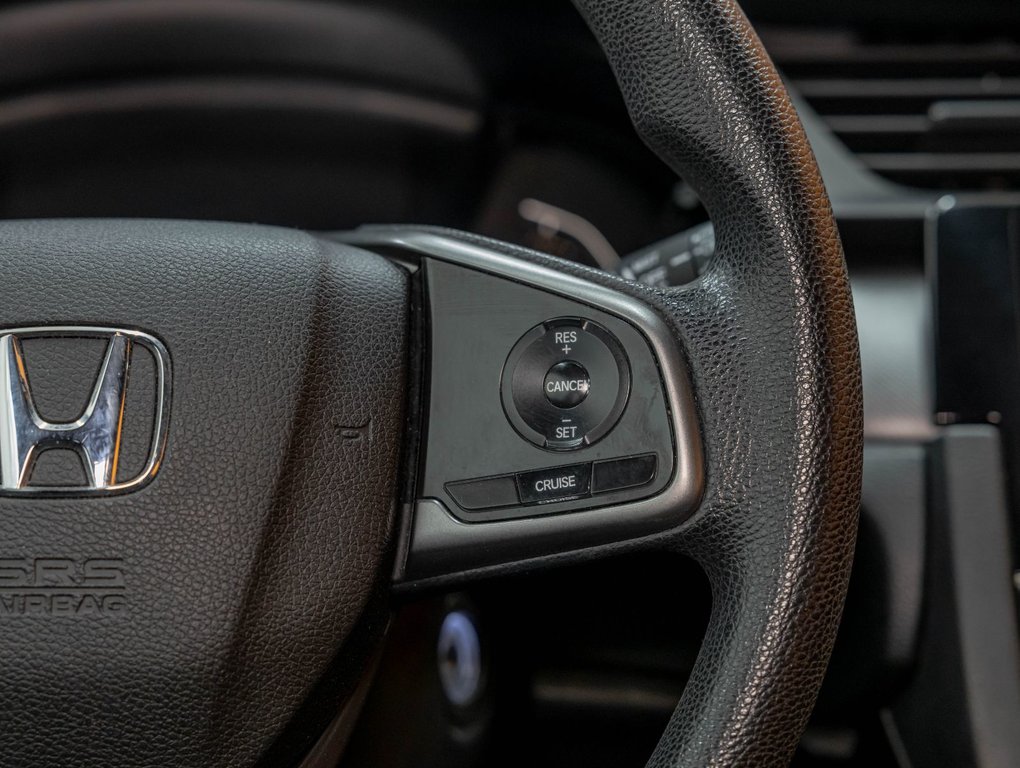 2018 Honda Civic in St-Jérôme, Quebec - 15 - w1024h768px