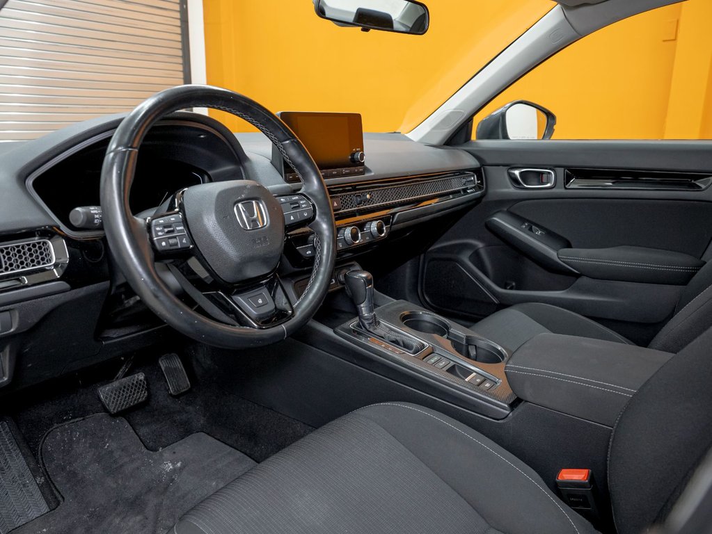 Honda Civic  2022 à St-Jérôme, Québec - 2 - w1024h768px