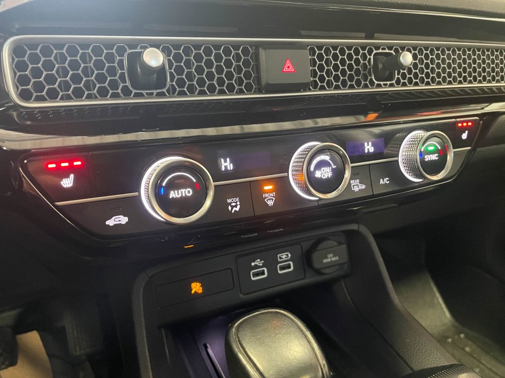 Honda Civic  2022 à St-Jérôme, Québec - 14 - w1024h768px