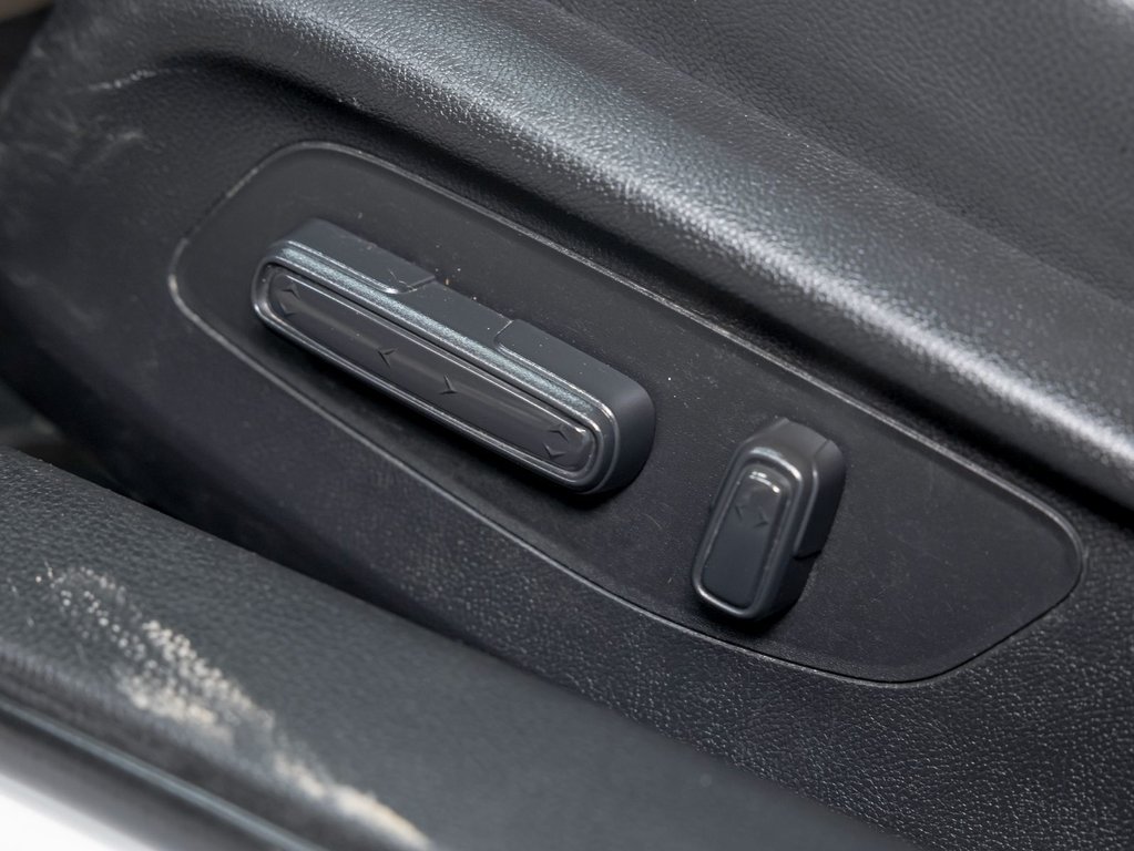2022 Honda Civic in St-Jérôme, Quebec - 30 - w1024h768px