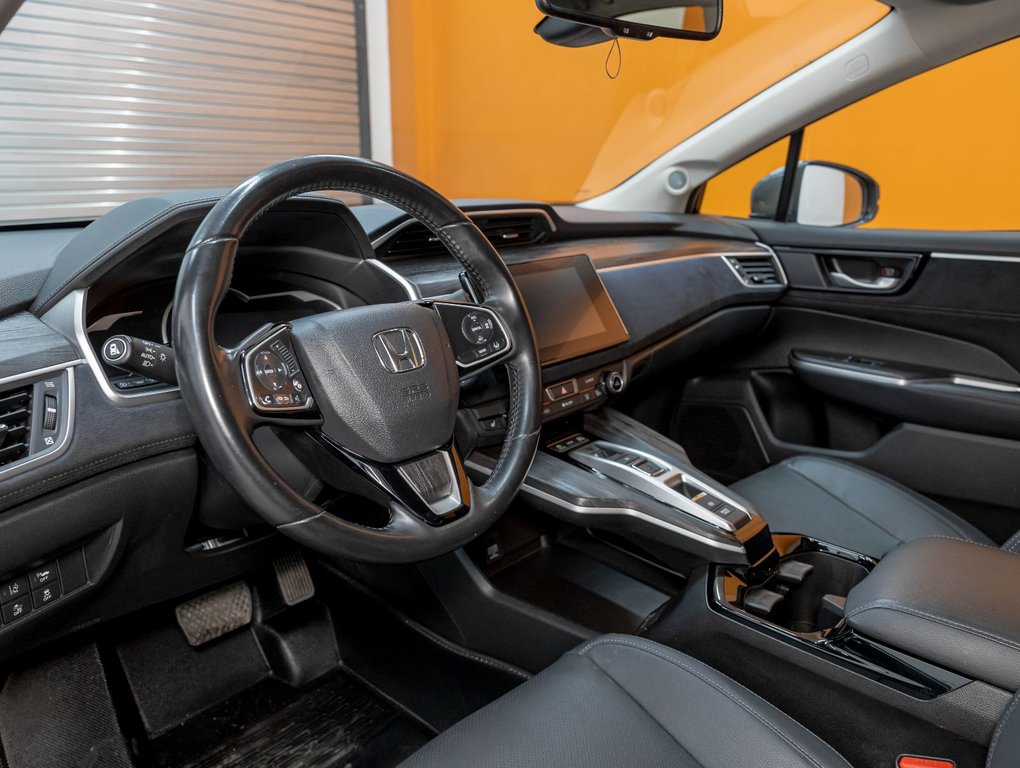 2019 Honda Clarity Plug-In Hybrid in St-Jérôme, Quebec - 2 - w1024h768px