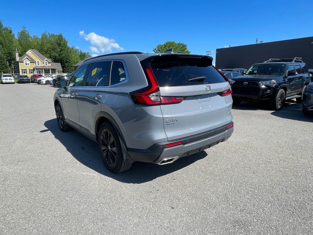 2023 Honda CR-V Hybrid in St-Jérôme, Quebec - 5 - w1024h768px