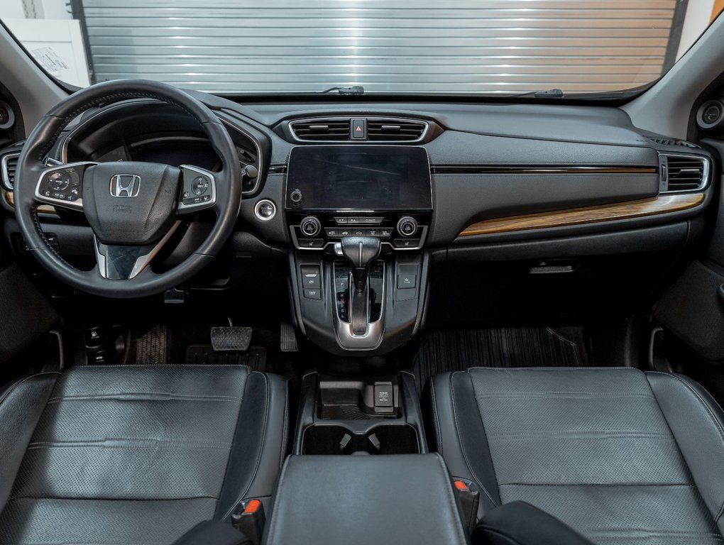 2017 Honda CR-V in St-Jérôme, Quebec - 12 - w1024h768px