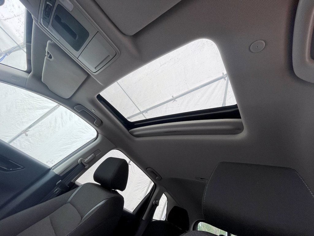 2023 Honda CR-V in St-Jérôme, Quebec - 3 - w1024h768px
