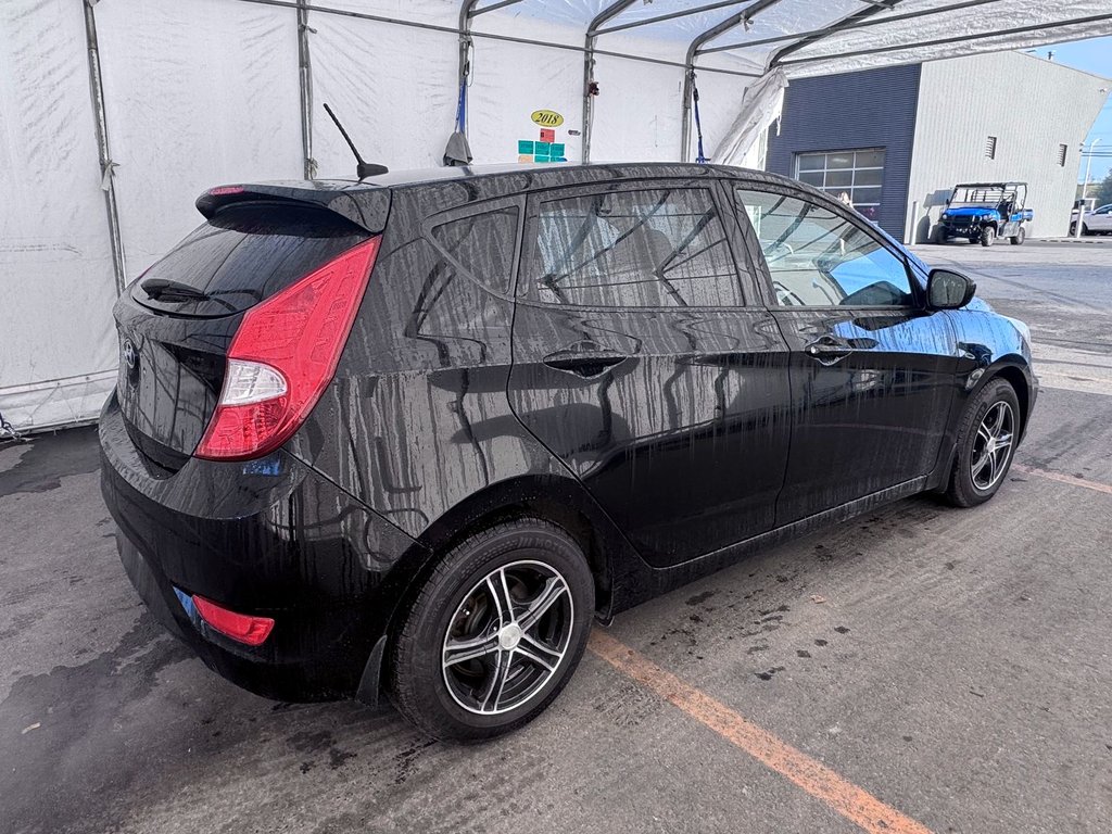 2015 Hyundai Accent in St-Jérôme, Quebec - 8 - w1024h768px