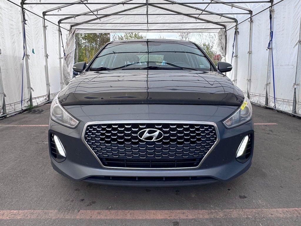 2018 Hyundai Elantra GT in St-Jérôme, Quebec - 4 - w1024h768px