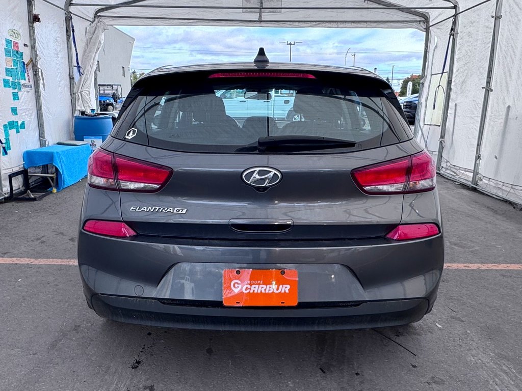 2018 Hyundai Elantra GT in St-Jérôme, Quebec - 6 - w1024h768px