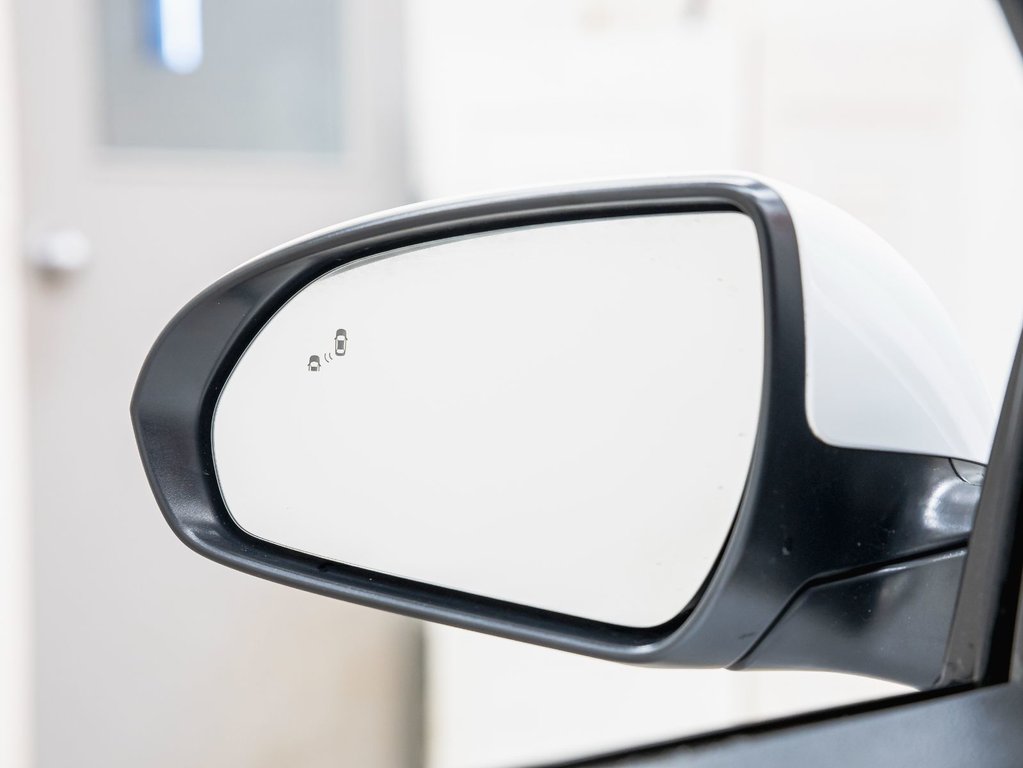 Hyundai Elantra GT  2019 à St-Jérôme, Québec - 28 - w1024h768px