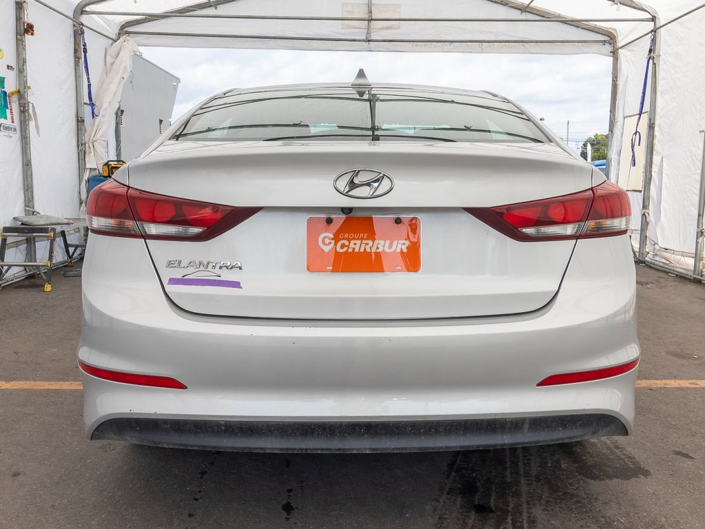 Hyundai Elantra  2017 à St-Jérôme, Québec - 6 - w1024h768px