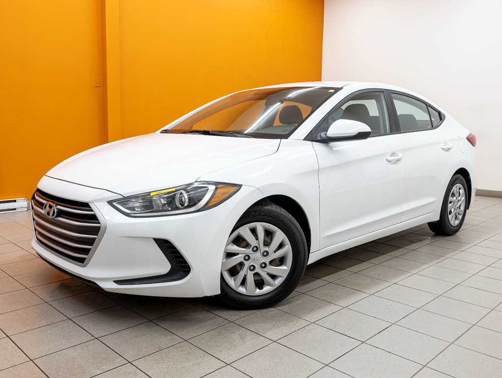 Hyundai Elantra  2017 à St-Jérôme, Québec - 1 - w1024h768px