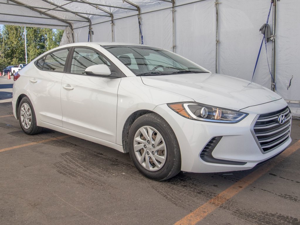 Hyundai Elantra  2017 à St-Jérôme, Québec - 9 - w1024h768px