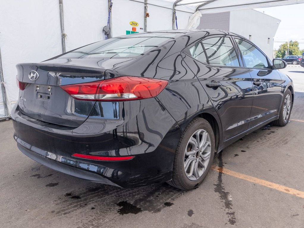 2017 Hyundai Elantra in St-Jérôme, Quebec - 8 - w1024h768px