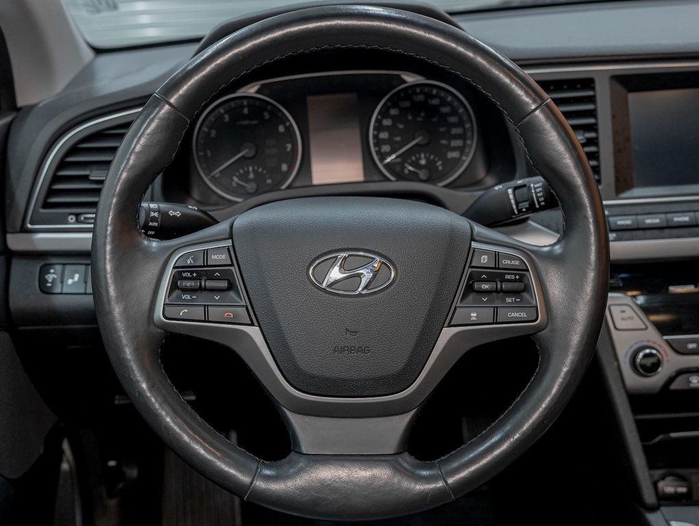 Hyundai Elantra  2018 à St-Jérôme, Québec - 14 - w1024h768px