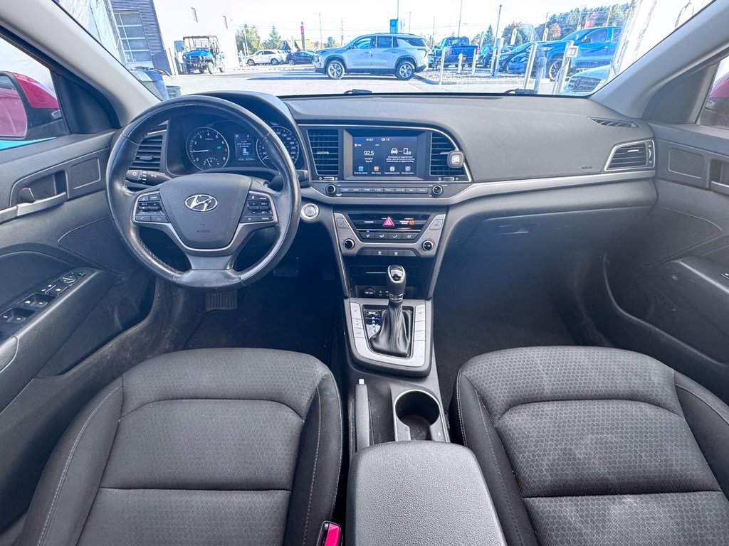 Hyundai Elantra  2018 à St-Jérôme, Québec - 9 - w1024h768px