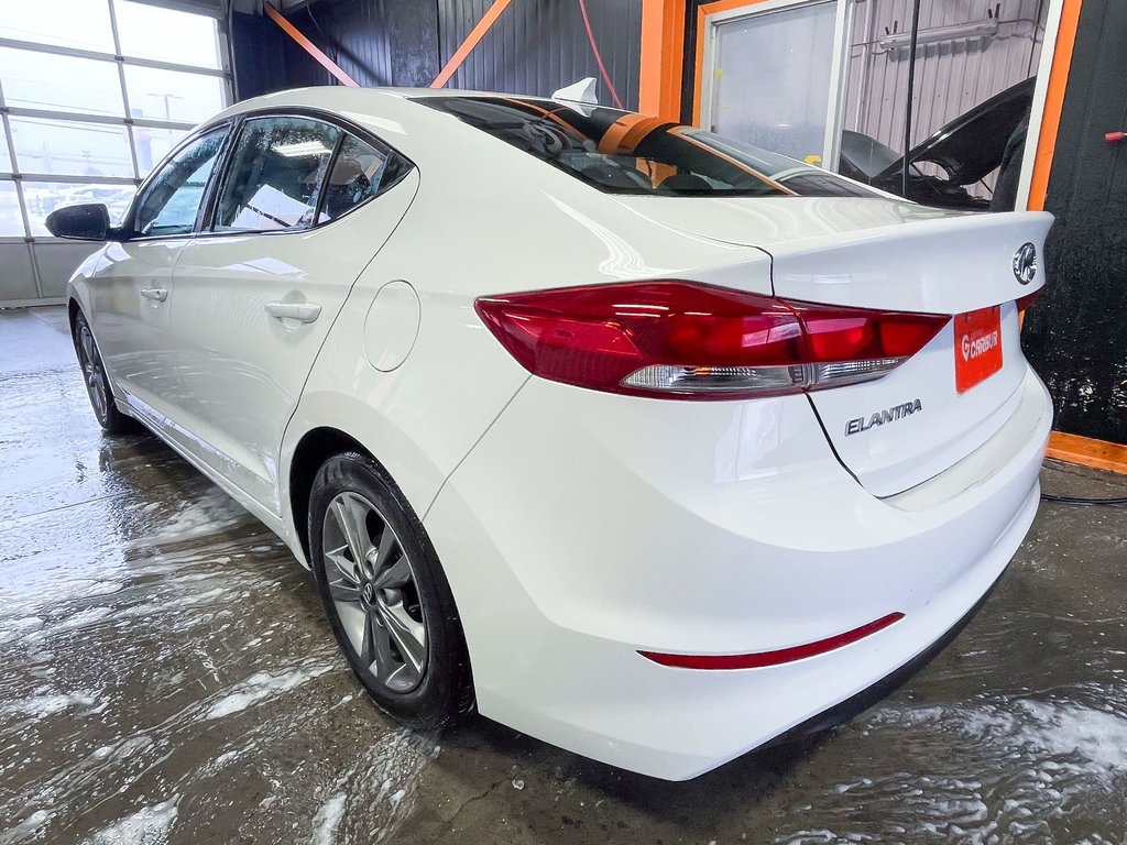 Hyundai Elantra  2018 à St-Jérôme, Québec - 5 - w1024h768px